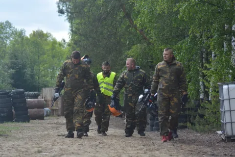 Galeria paintball 33